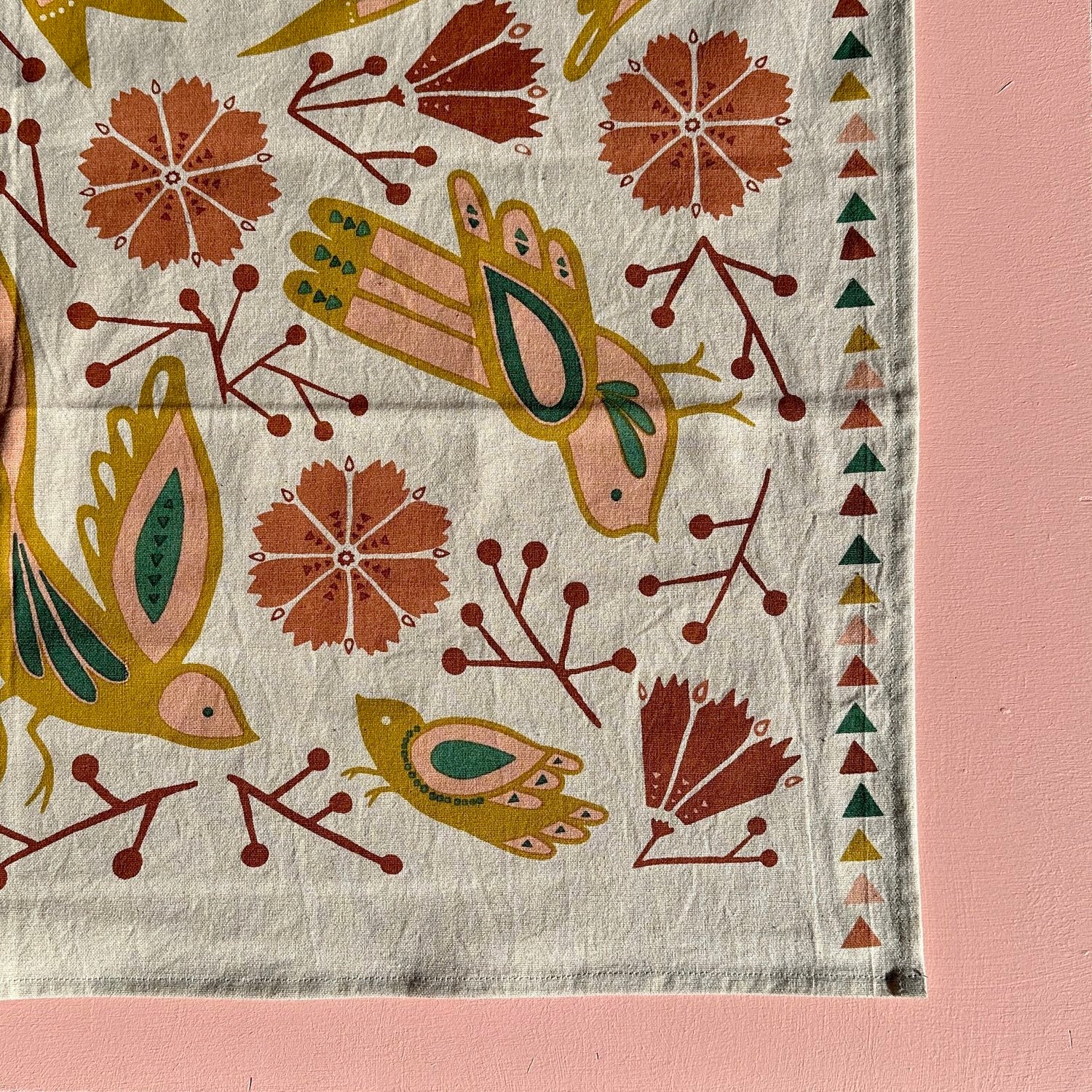 Los Pajaros Tea Towel