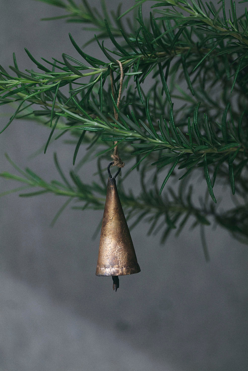 Pointed Bell Ornament