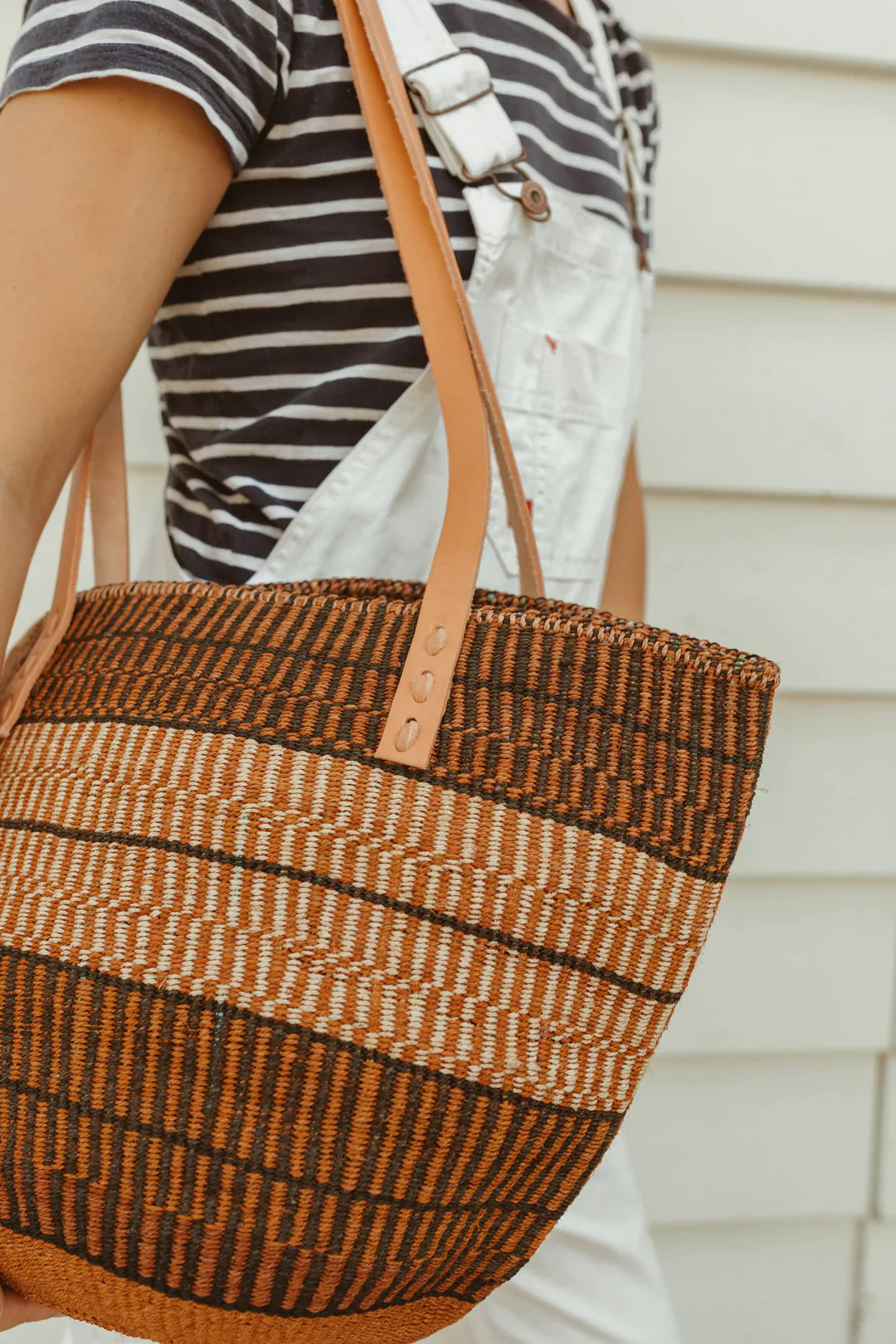 Sisal Basket Bag | Stripes in Medium Brown